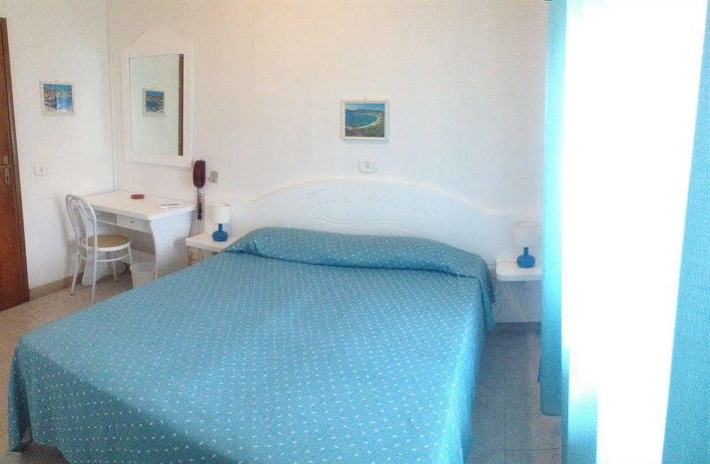 Hotel Villa Italia Porto Azzurro Exteriér fotografie